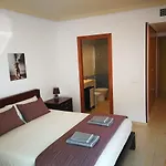 8beds Vila-seca